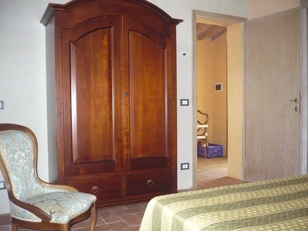 Casa Vacanze "Casale Al Pino" Riparbella Exteriér fotografie