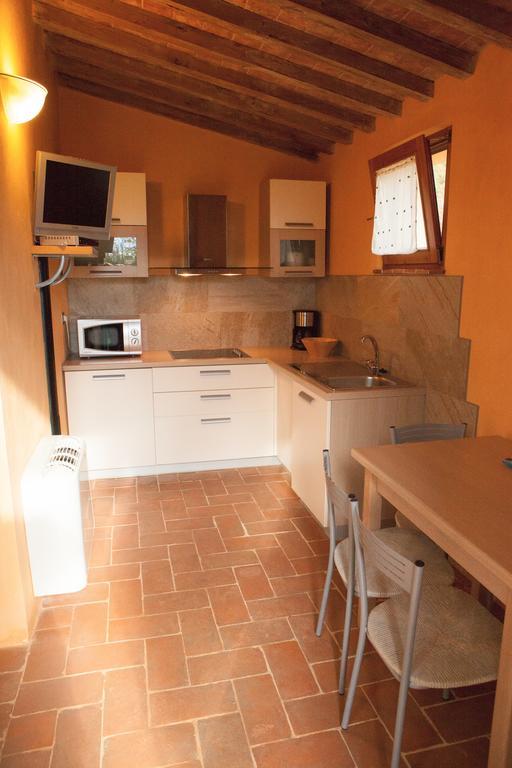 Casa Vacanze "Casale Al Pino" Riparbella Exteriér fotografie