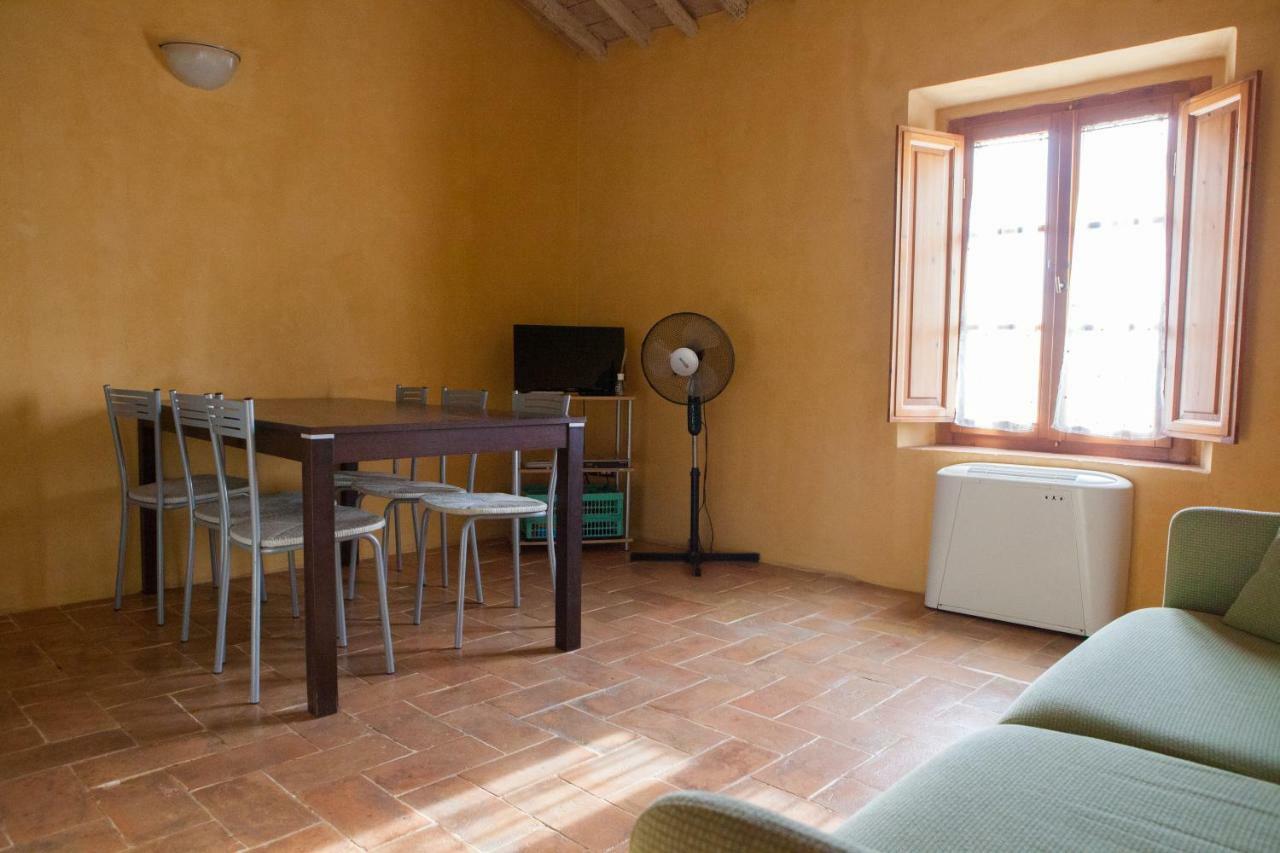 Casa Vacanze "Casale Al Pino" Riparbella Exteriér fotografie