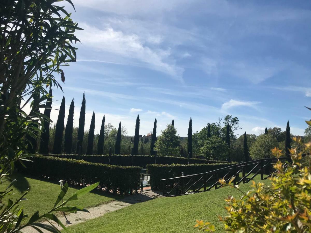 Casa Vacanze "Casale Al Pino" Riparbella Exteriér fotografie